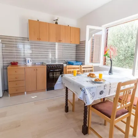 Apartments By The Sea Zuronja, Peljesac - 10134 Brijesta Exterior photo