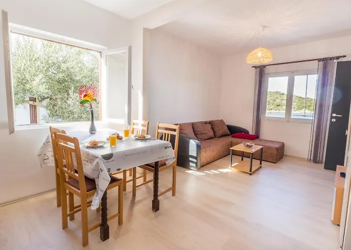Apartments By The Sea Zuronja, Peljesac - 10134